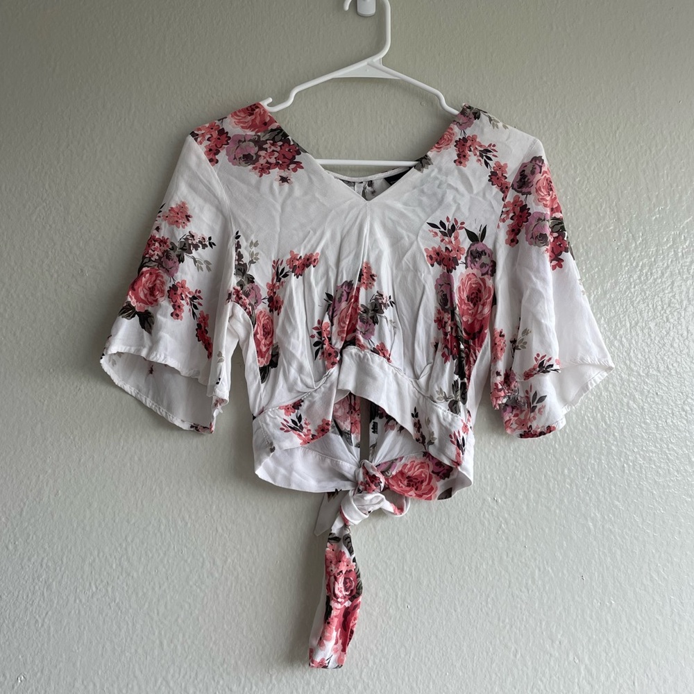 Polly & Esther | Floral Crop Top | Size Small